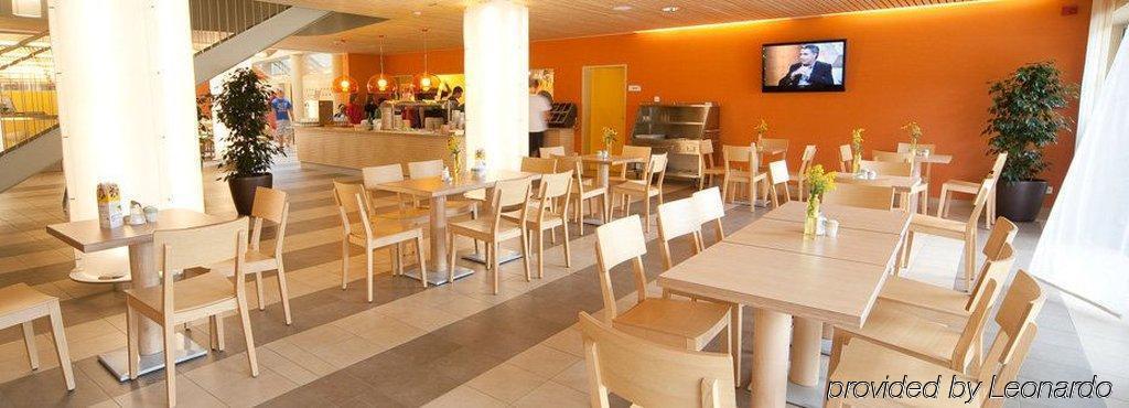 Jufa Hotel Лайбниц Ресторант снимка